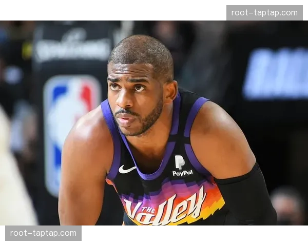 太阳格林上半场20分建立优势 快速转换节奏掌控比赛